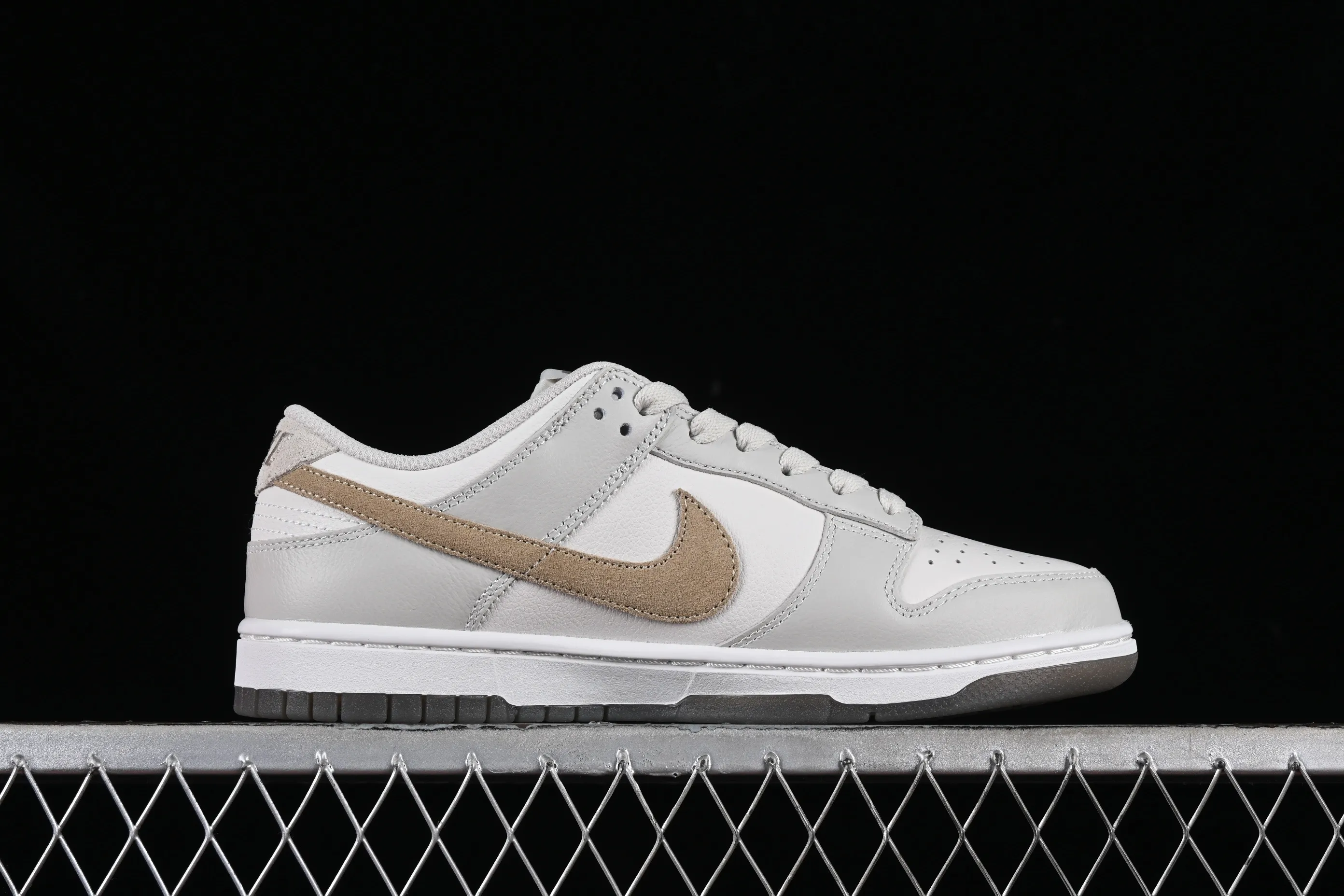 All categories Nk SB Dunk series Nk SB Dunk Low low-top sneakers Z version Nk Dunk Low "Phantom/Khaki" light gray brown SB low-top casual sneakers FJ4188-001